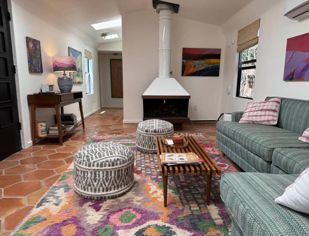 Atami - Bright, Playful 2bd Apartment Santa Fe